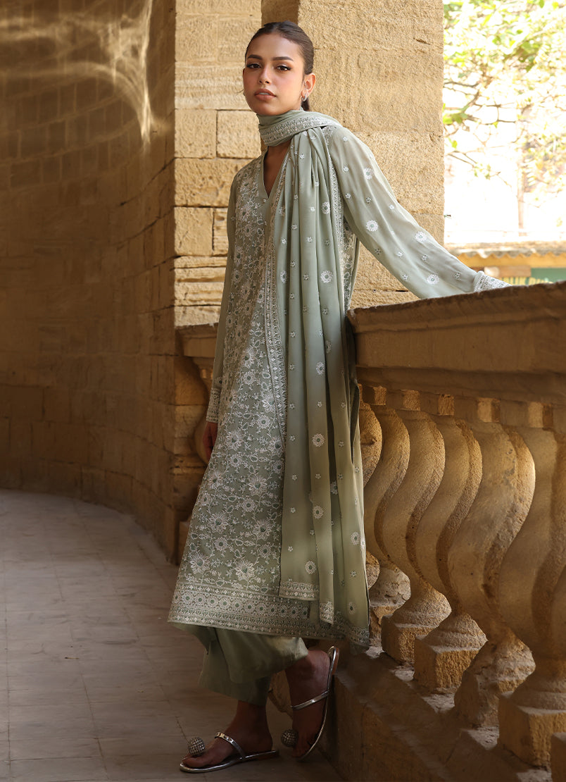 3-pc-embroidered-suit