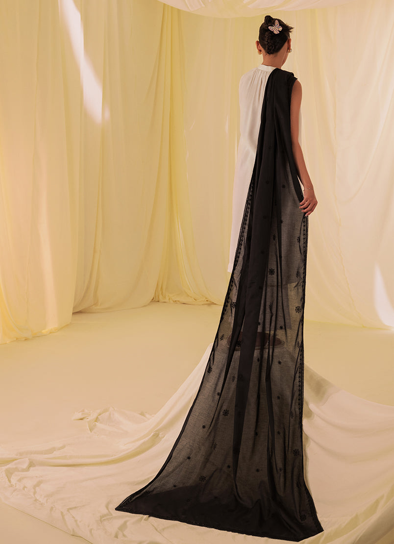 embroidered-dupatta