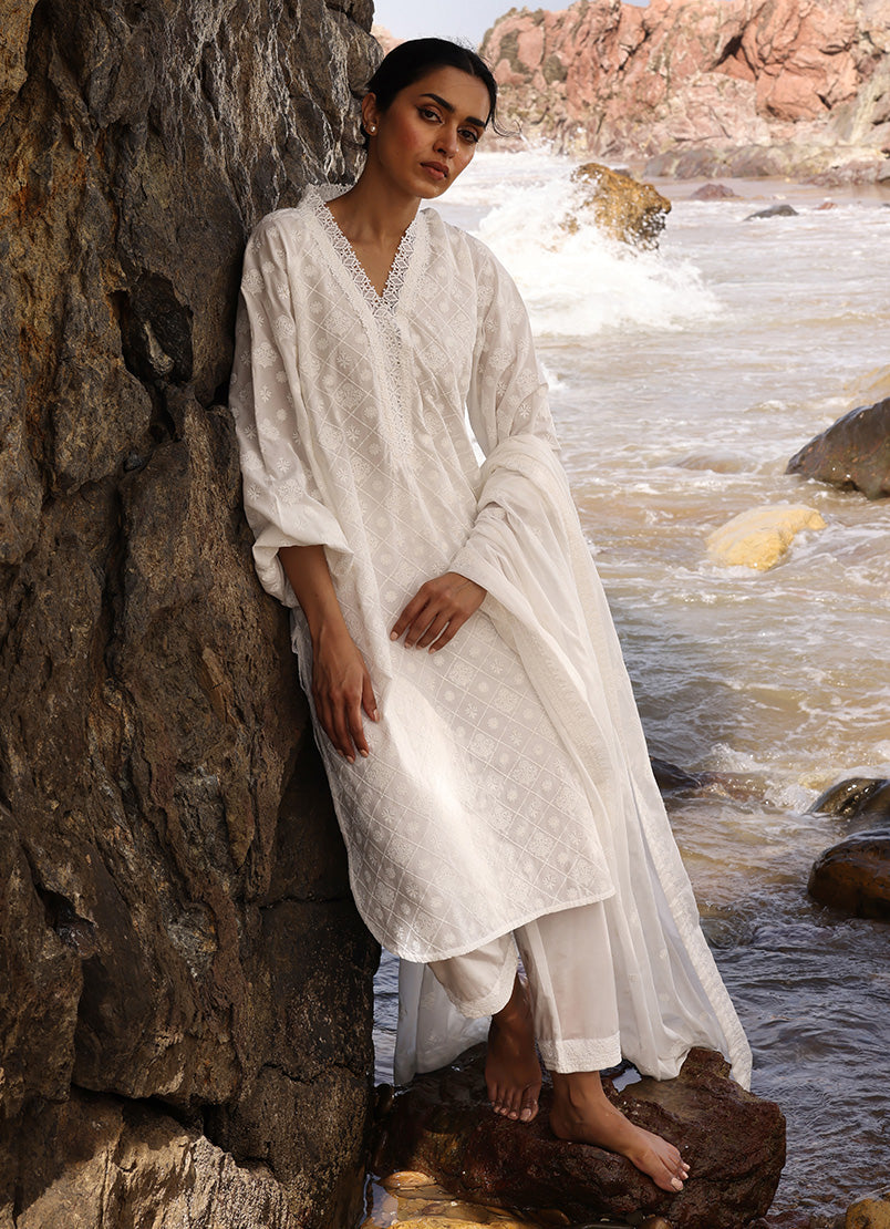 3-pc-embroidered-suit
