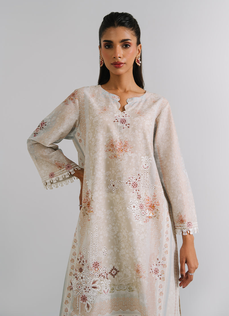 printed-embroidered-kurta