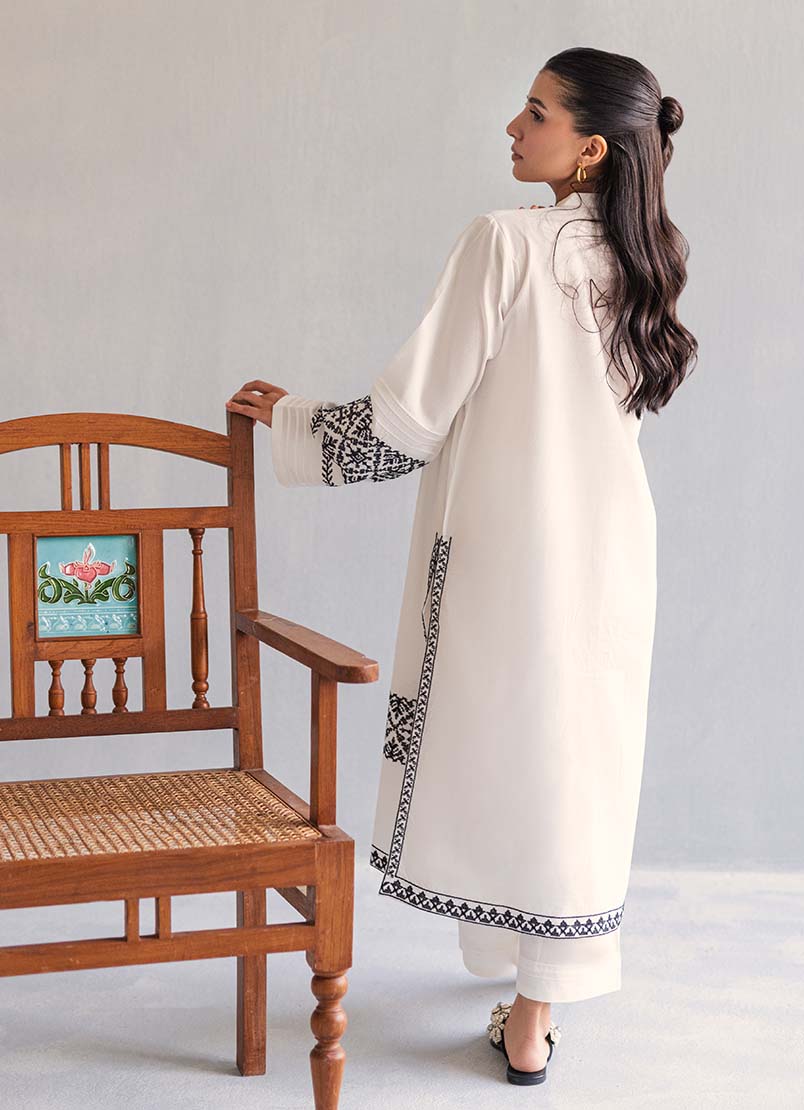 white-embroidered-kurta