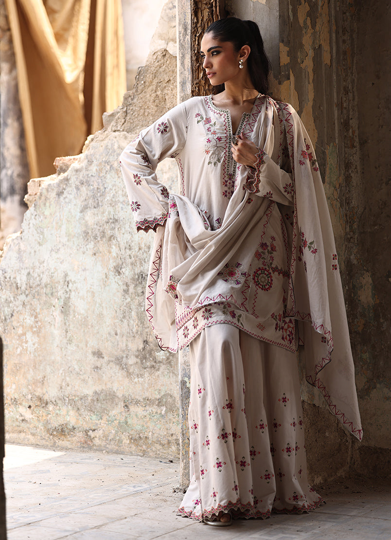 3 PC Saaz Gharara Set