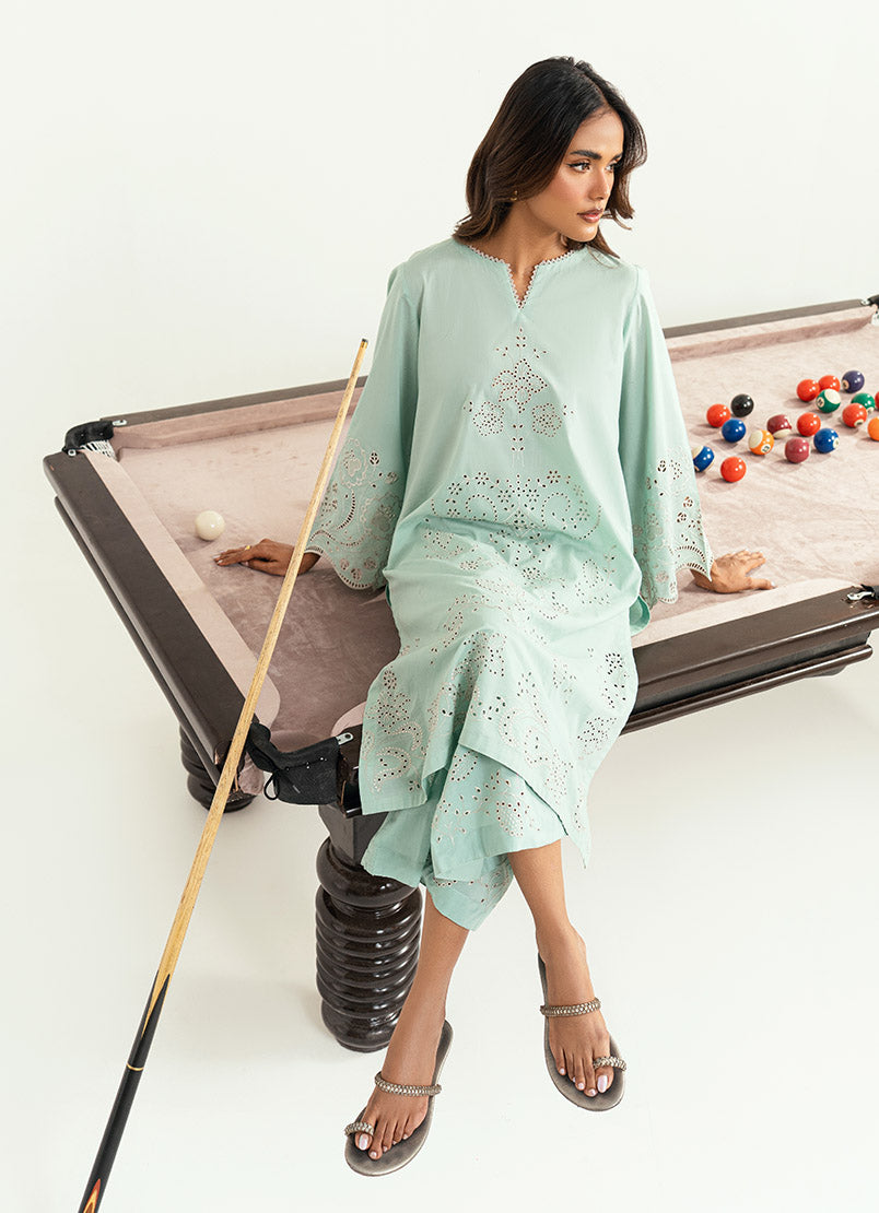 embroidered-3-pc-suit