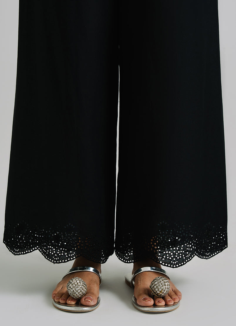 schiffli-embroidered-pant