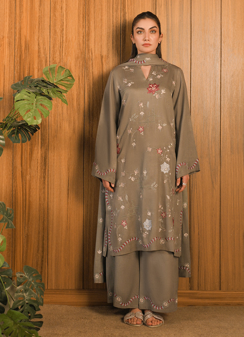 3-pc-embroidered-suit