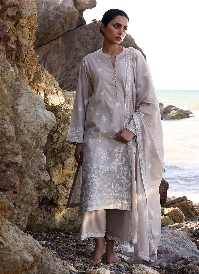 3-pc-embroidered-suit