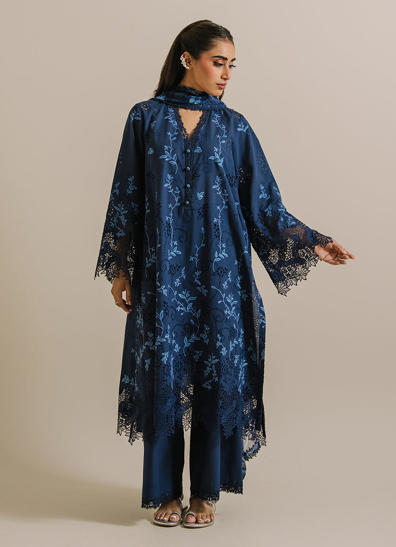 3-pc-embroidered-suit