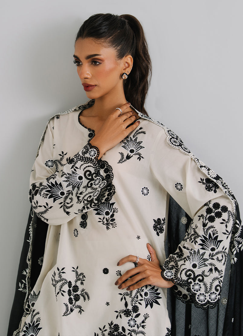 3-pc-embroidered-suit