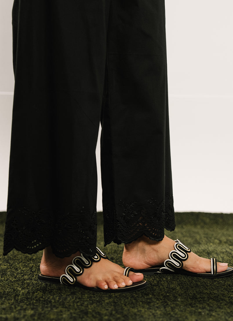 embroidered-izaar-pant