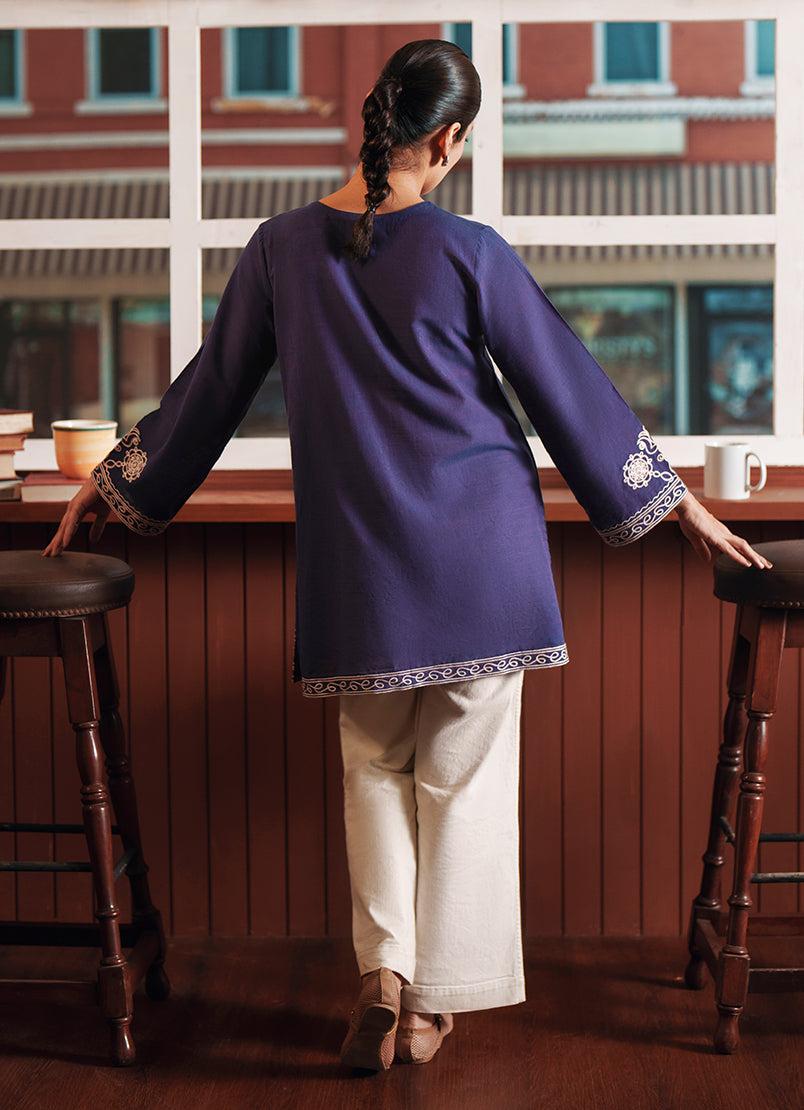 embroidered-top