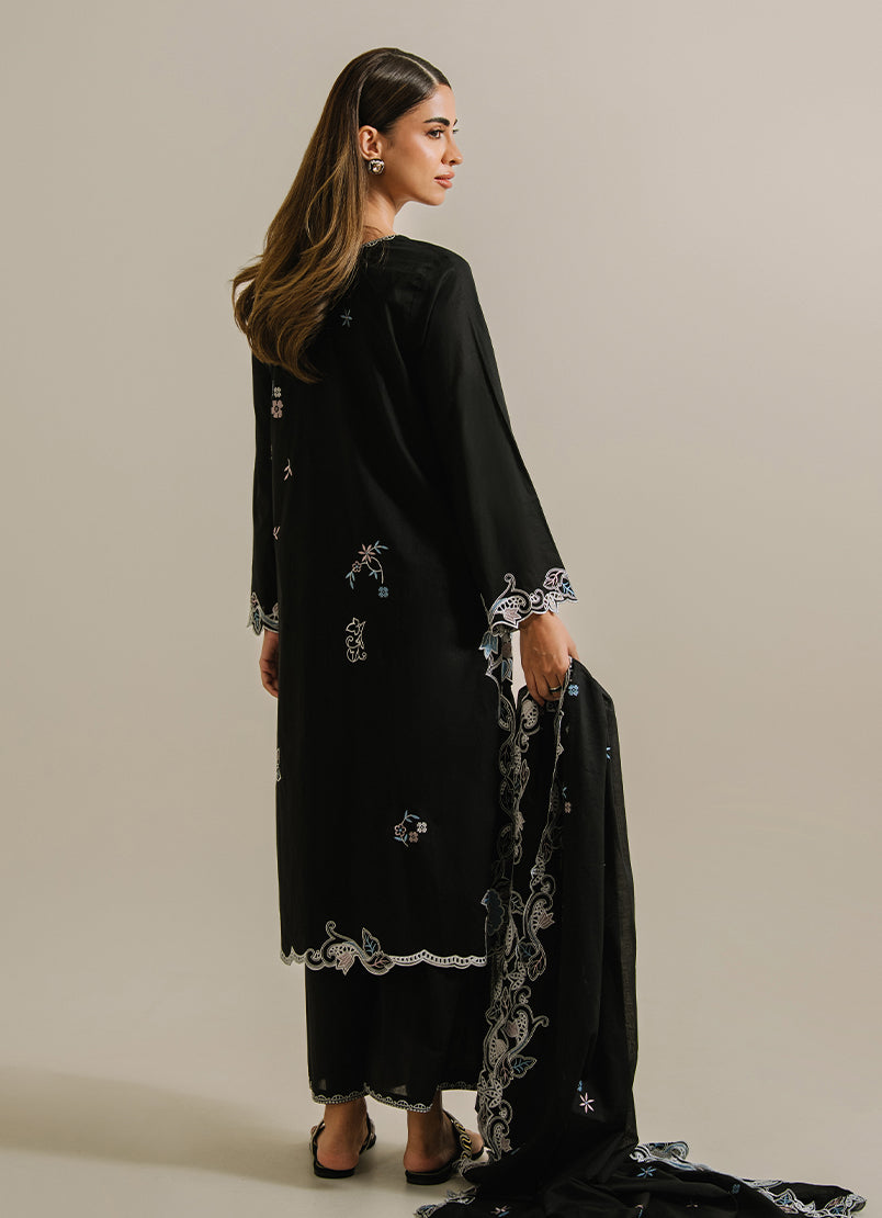 3-pc-embroidered-suit