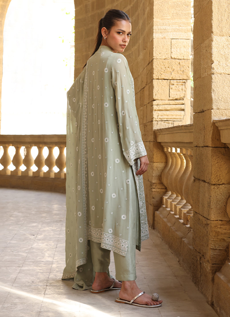3-pc-embroidered-suit