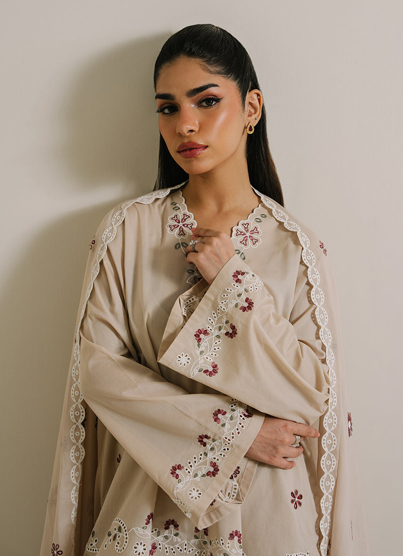 3PC Embroidered Suit