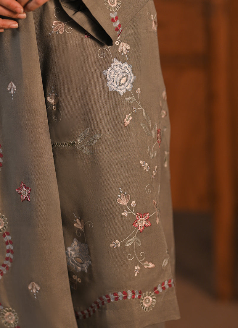 3-pc-embroidered-suit