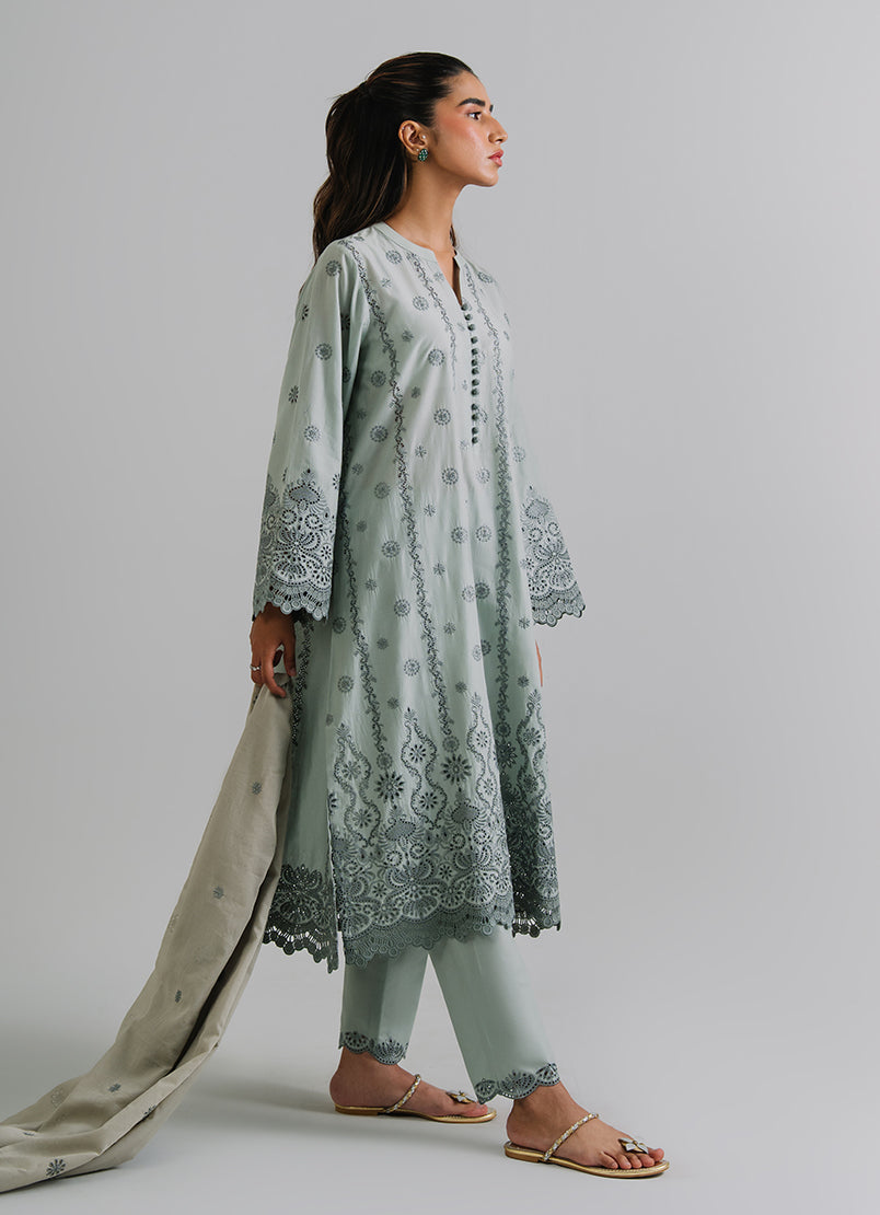 3-pc-embroidered-suit