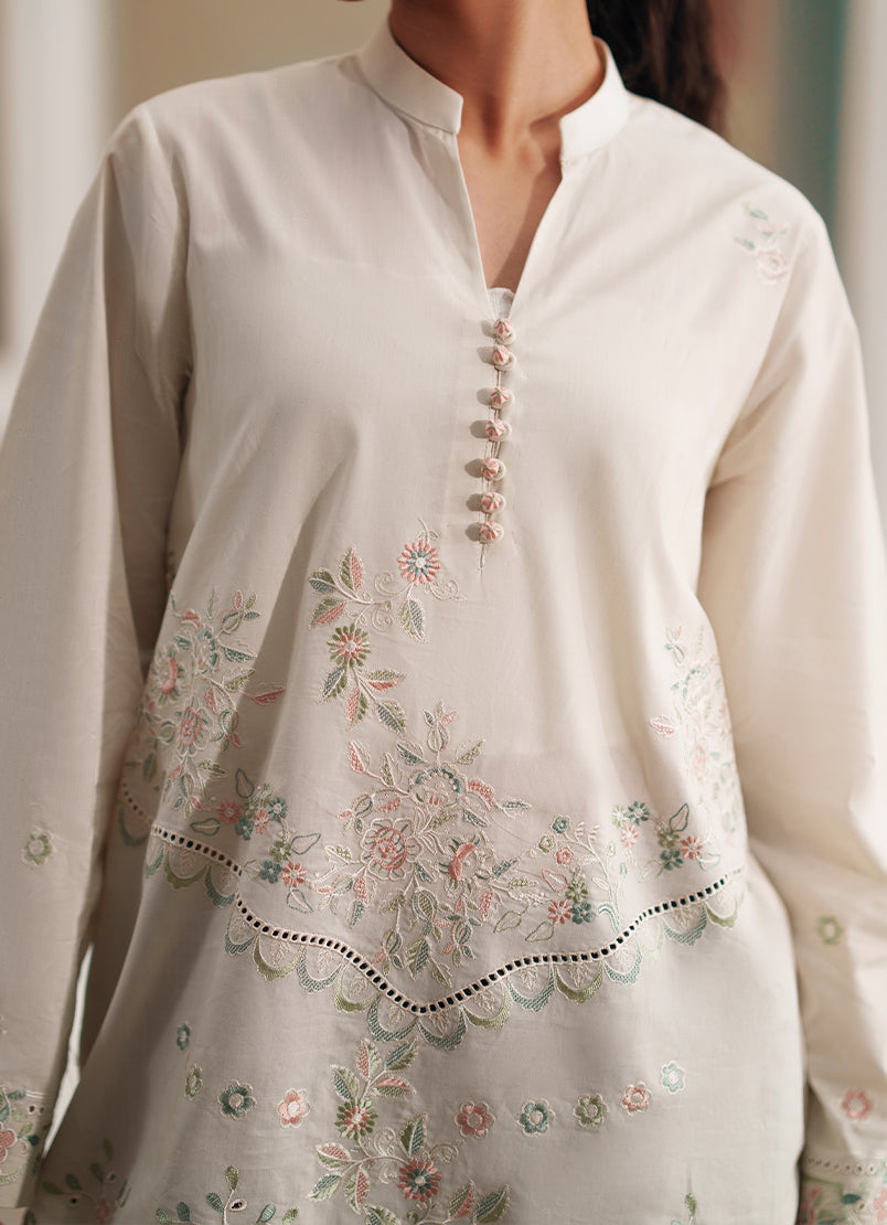 embroidered-top