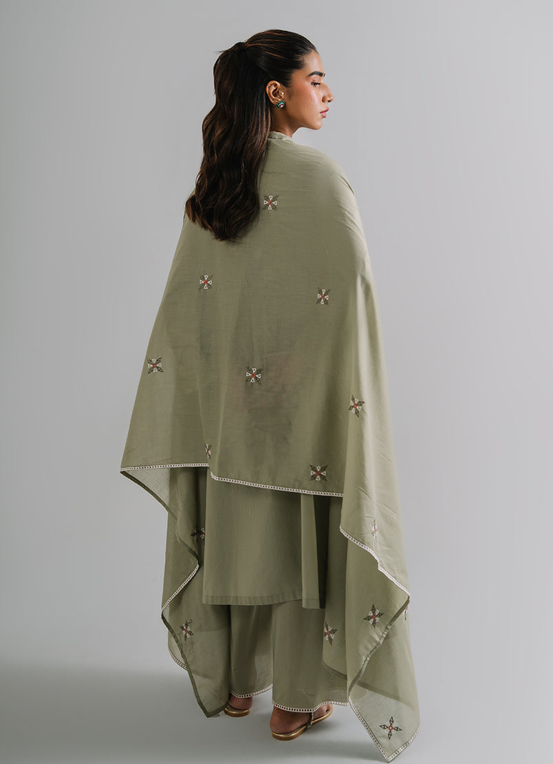 3-pc-embroidered-suit