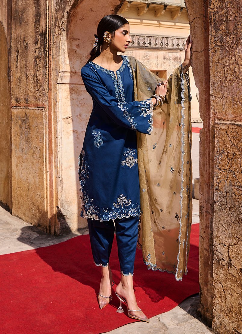 3-pc-luxury-embroidered-suit