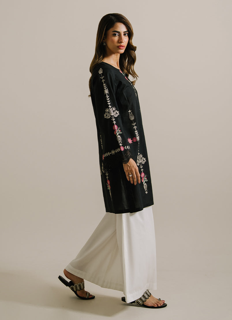 embroidered-kurta