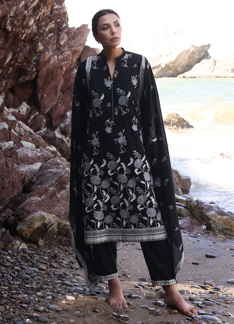 3-pc-embroidered-suit