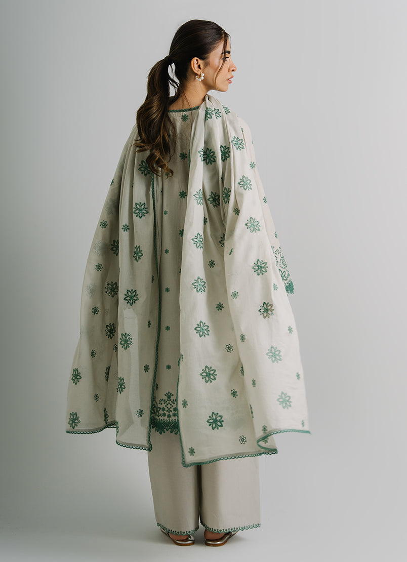 3-pc-embroidered-suit