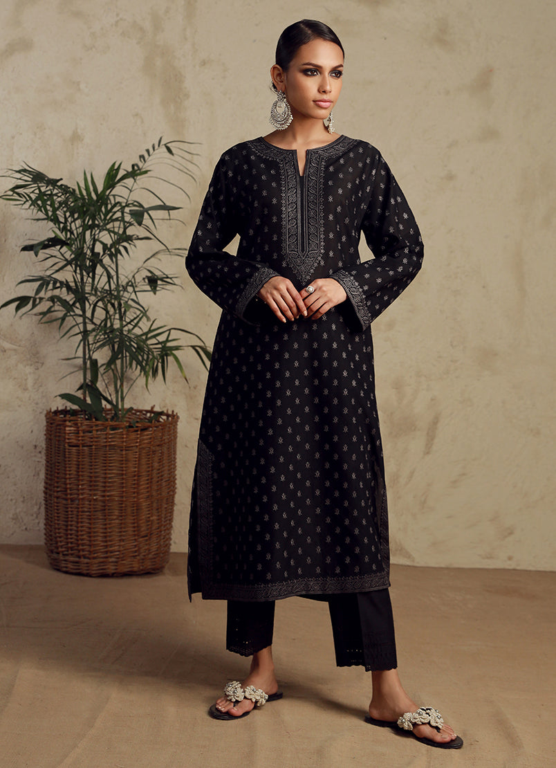 embroidered-kurta