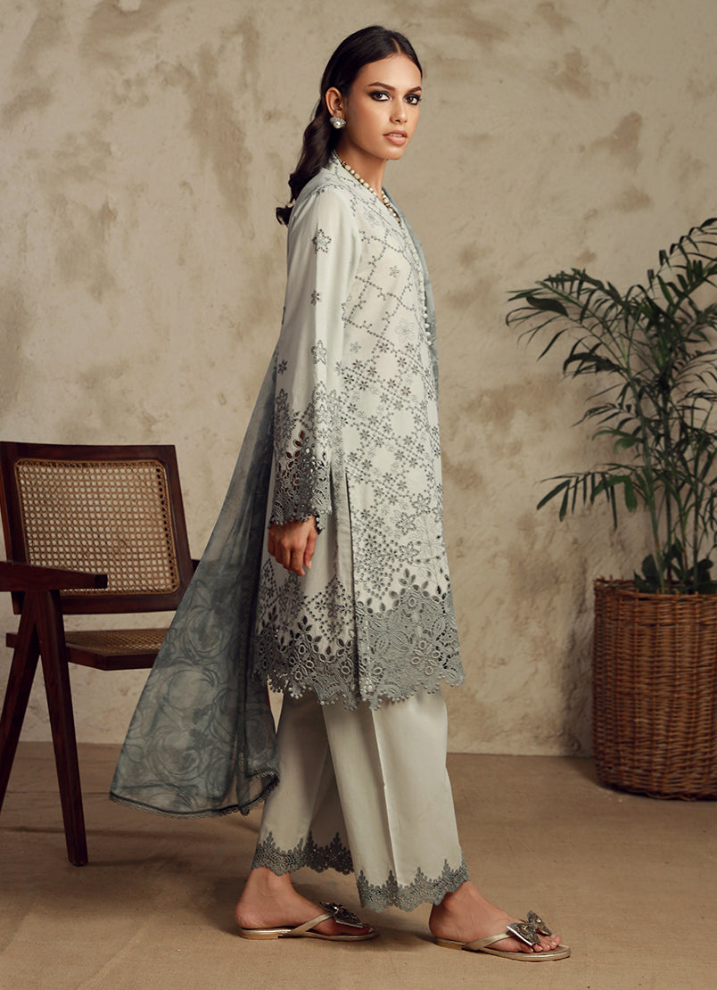 3-pc-embroidered-suit