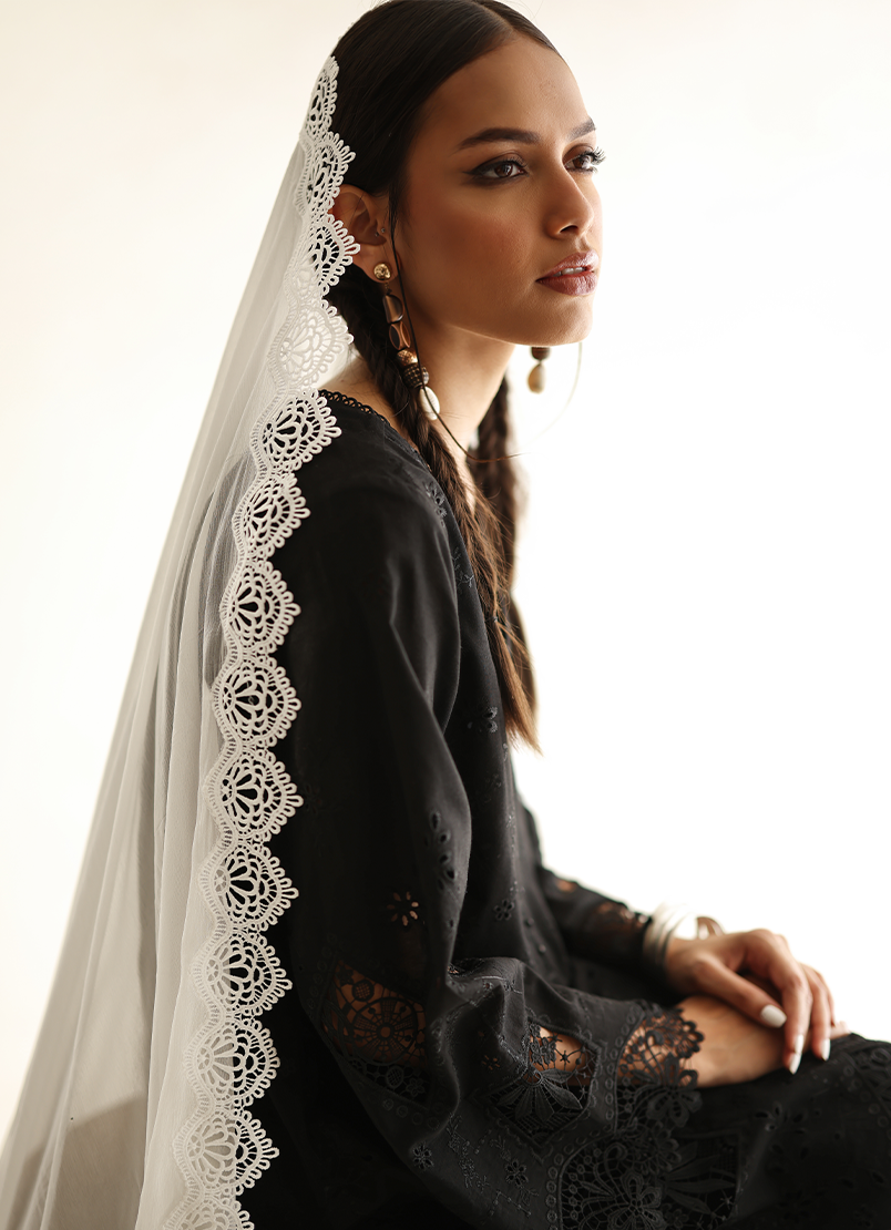 applique-dupatta