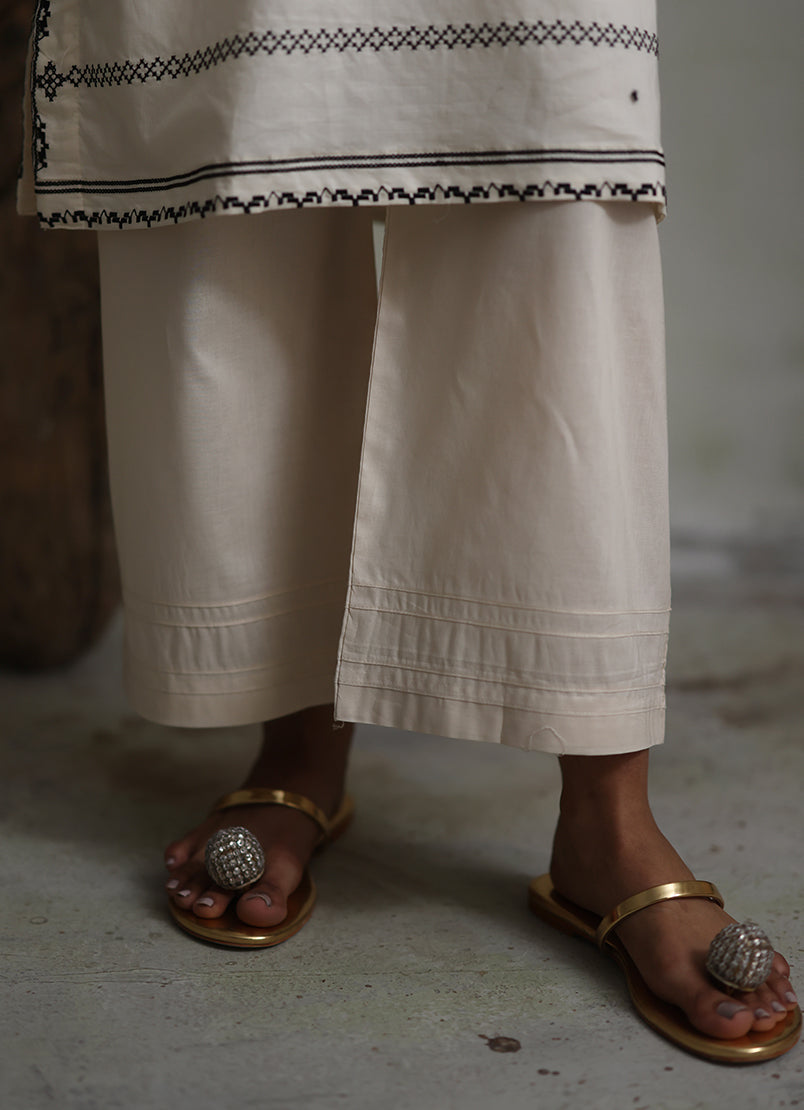 ivory-embroidered-kurta