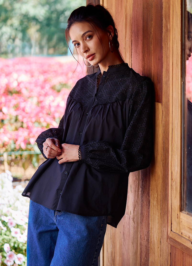 black-embroidered-chikan-blouse