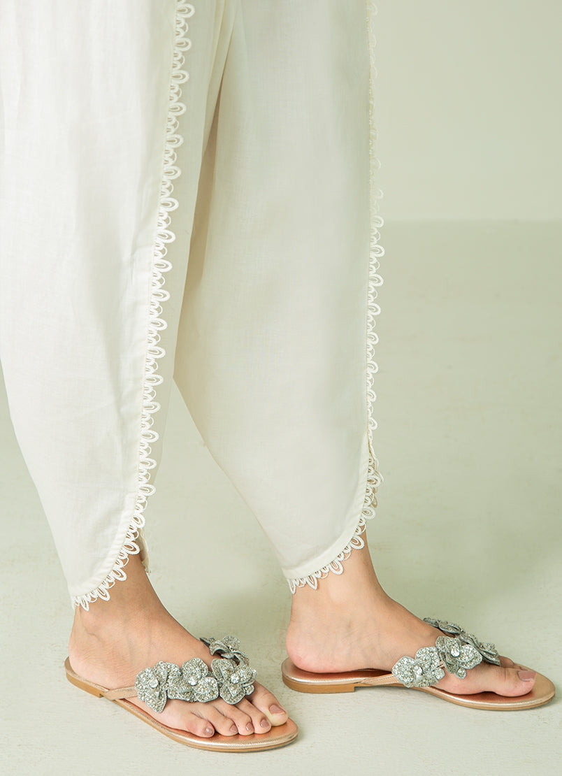 white-tulip-lace-shalwar