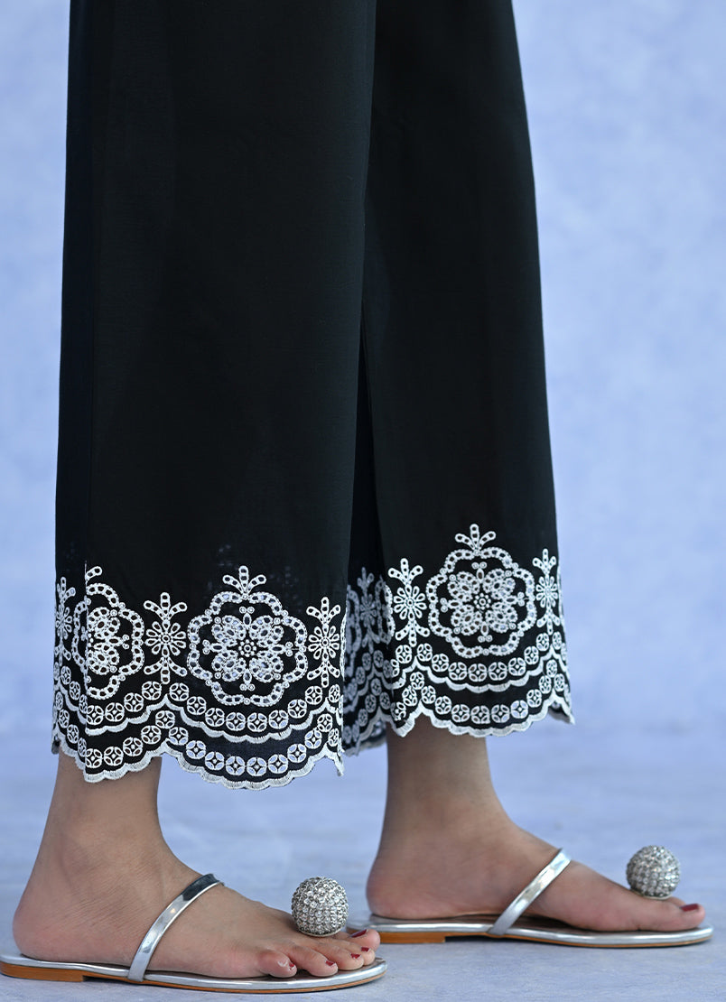 schiffli-embroidered-pant